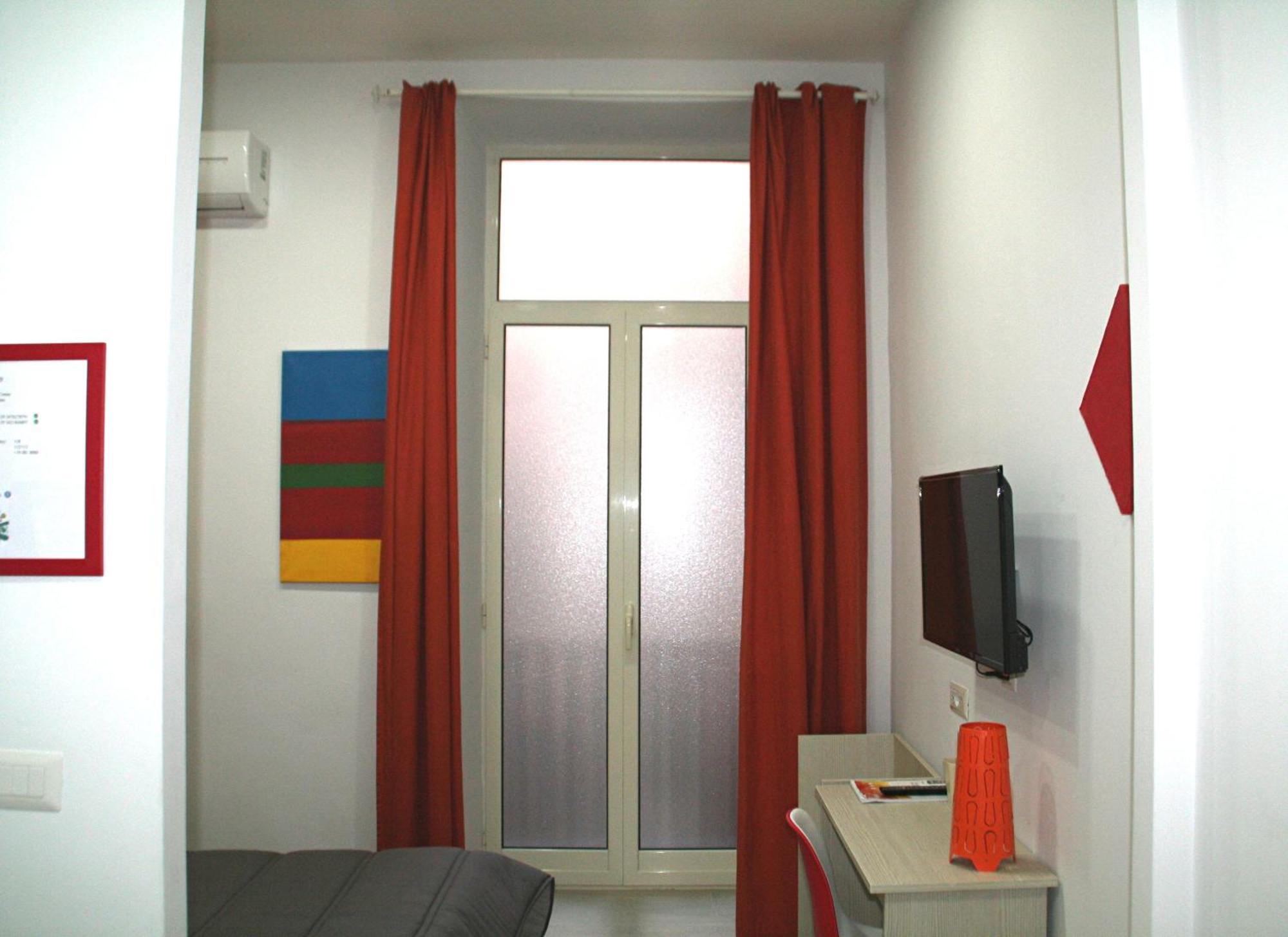 Center 2* Naples